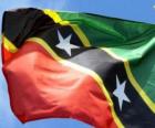Флаг Сент-Китс и Невис – маленькая страна на американском континенте